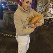 Aiuto compiti e insegnate di pittura e storia dell’arte arte